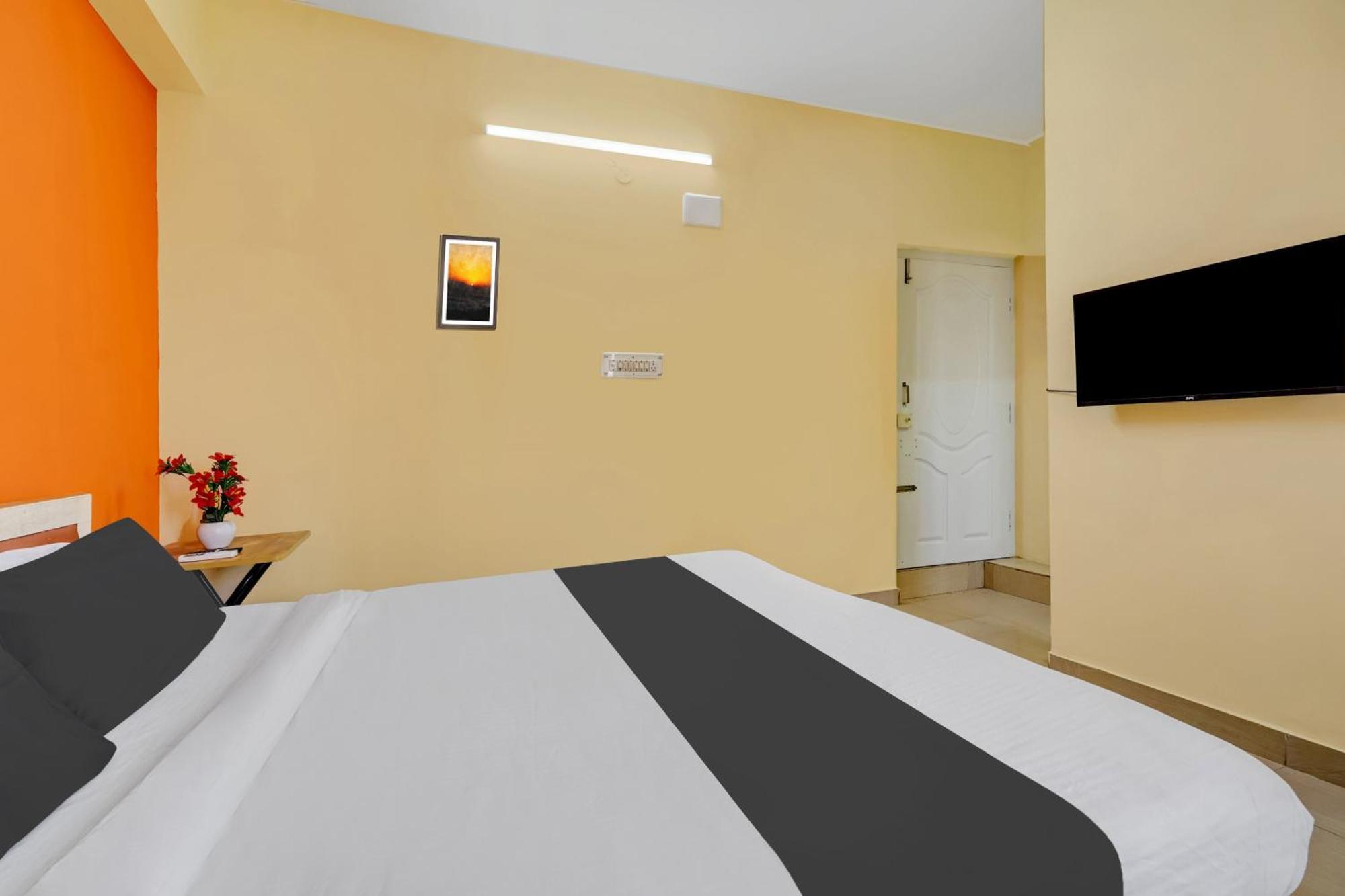 Hotel O Royal Rooms Bangalore Exterior photo